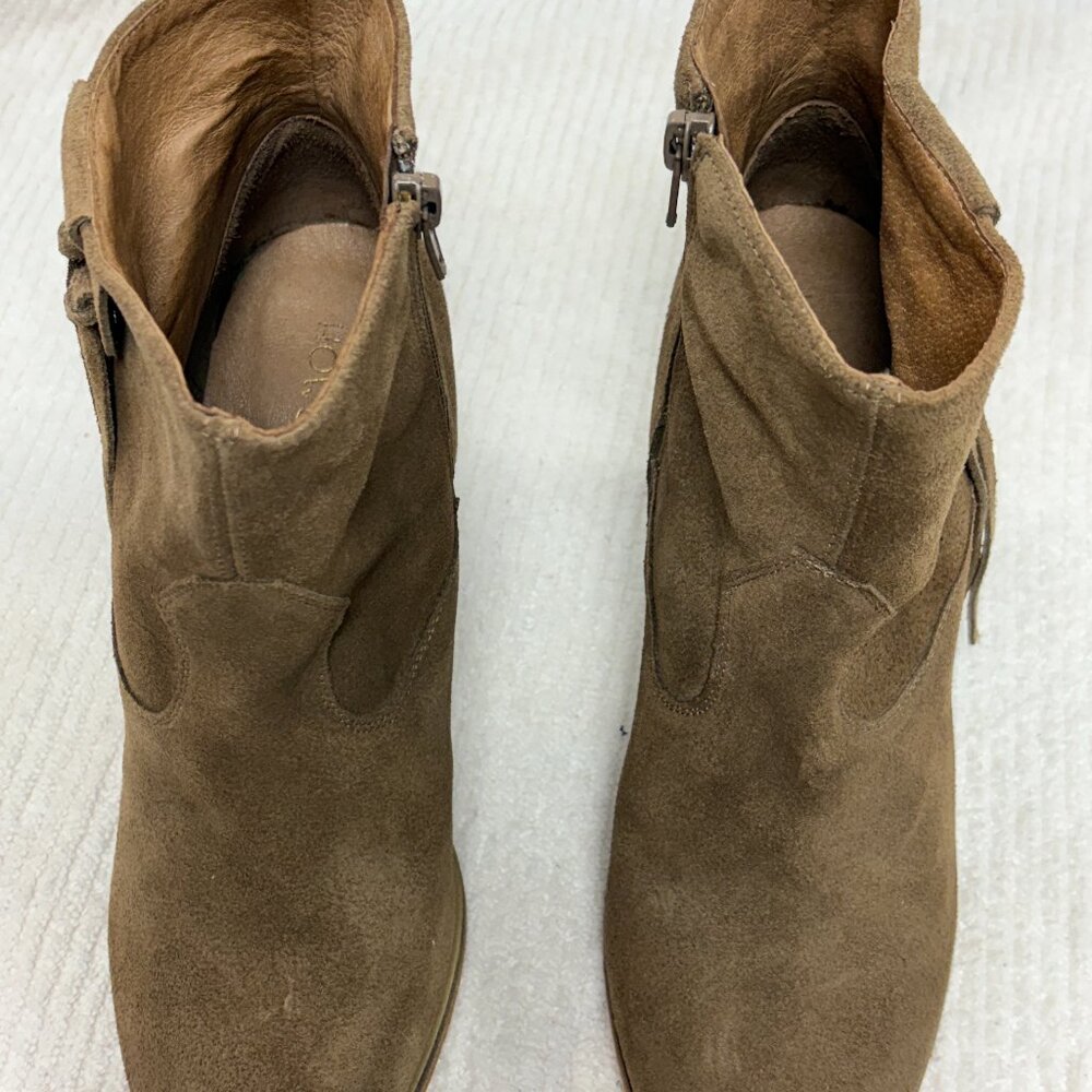 $325-NEW-HOWSTY-Women-Marci-Tan Suede leather heel Boots.Sz-10,Spain.Lace upp